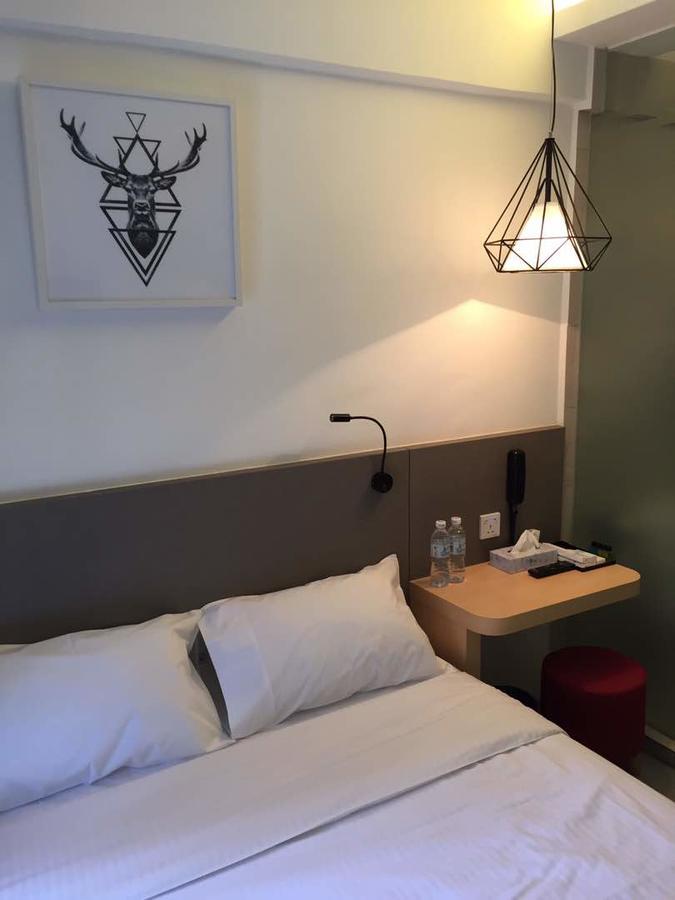 Mixx Hotel Petaling Jaya Buitenkant foto